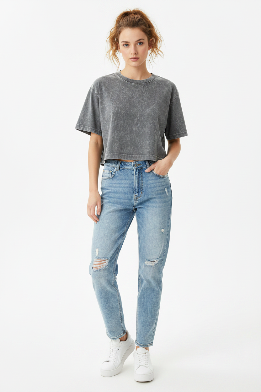 Crop top large gris acid wash - mannequin fond blanc studio