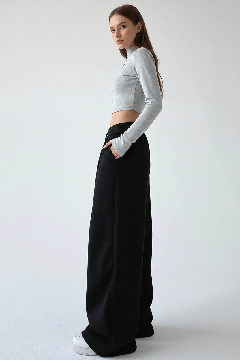 Mannequin européen en pantalon noir
