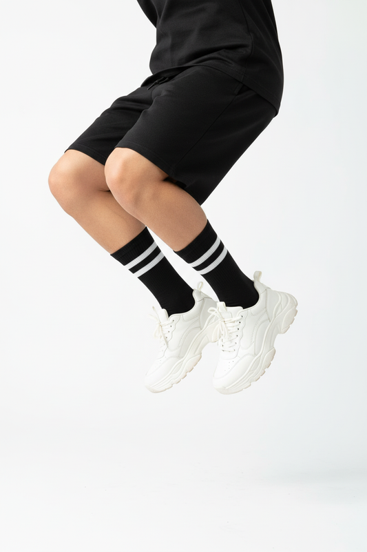 Pieds en saut chaussettes noires